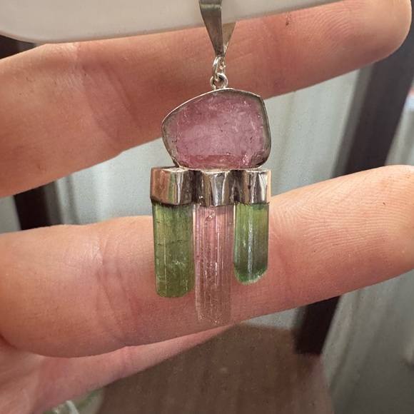 Label - Picture 4 of 16